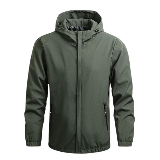 Warme Winterjacke mit schützender Kapuze